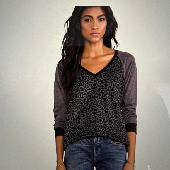 Sanctuary Leopard Print Zipper Detail Sweater Size Medium - Picture 4 of 13